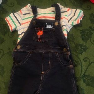 Boys overall short set